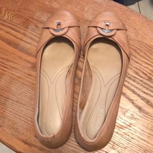 Naturalizer Daisy - size 10 tan