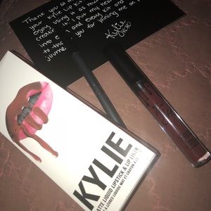 BRAND NEW Kylie lip kit - Love bite