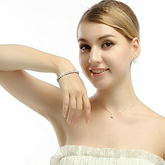 Elegant Bracelete! - Picture 3 of 3