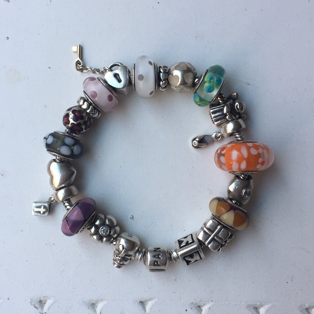 Full pandora bracelet