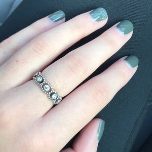 Her Majesty Pandora ring