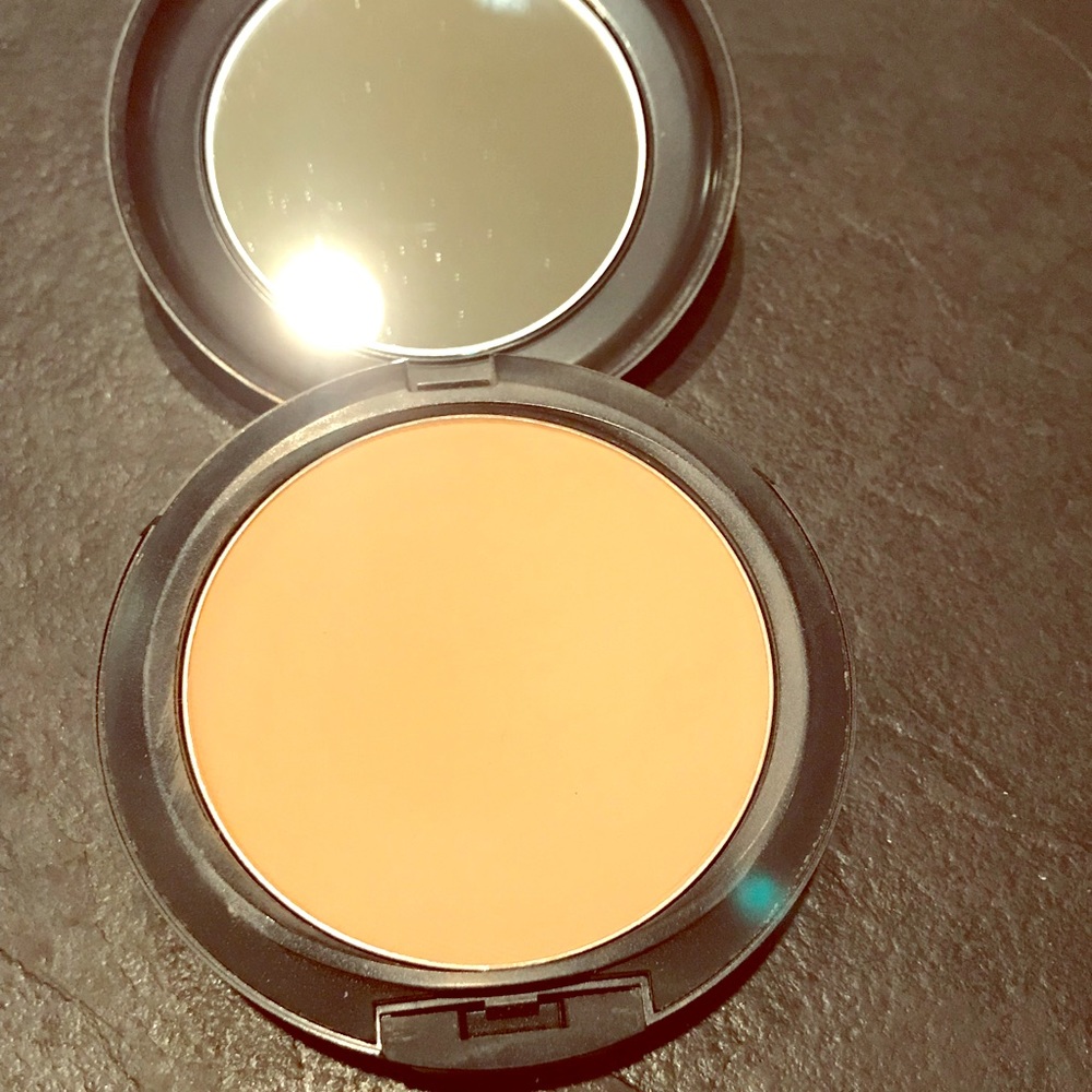 Mac Studio Fix NW30 Powder