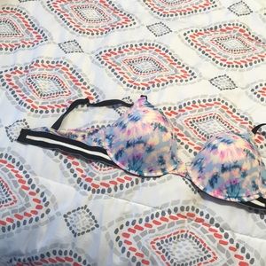 Victoria secret bra!