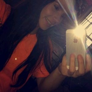 Meet your Posher, Isabella