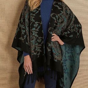 Soft Surroundings Poncho. NWT Blue Multi