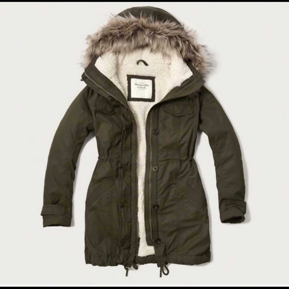 Abercrombie & Fitch Sherpa lined parka