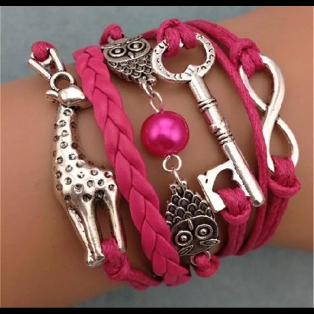 🎁MULTI LAYERED PINK BRACELET🎁