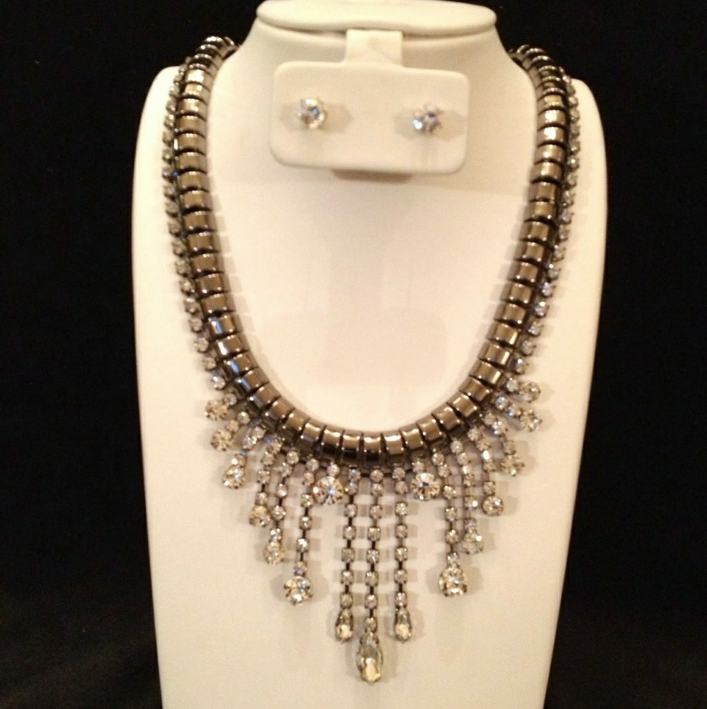 Tear Drops Necklace