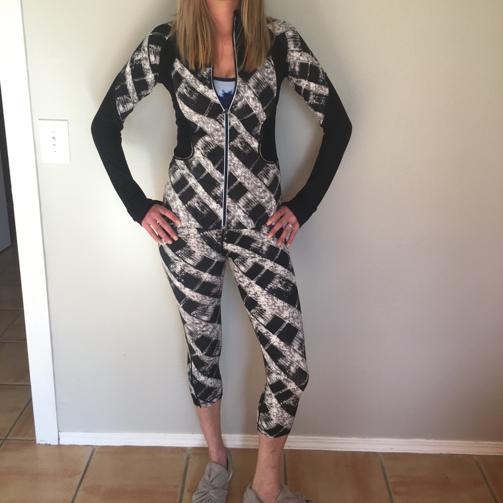 Abstract print workout jacket
