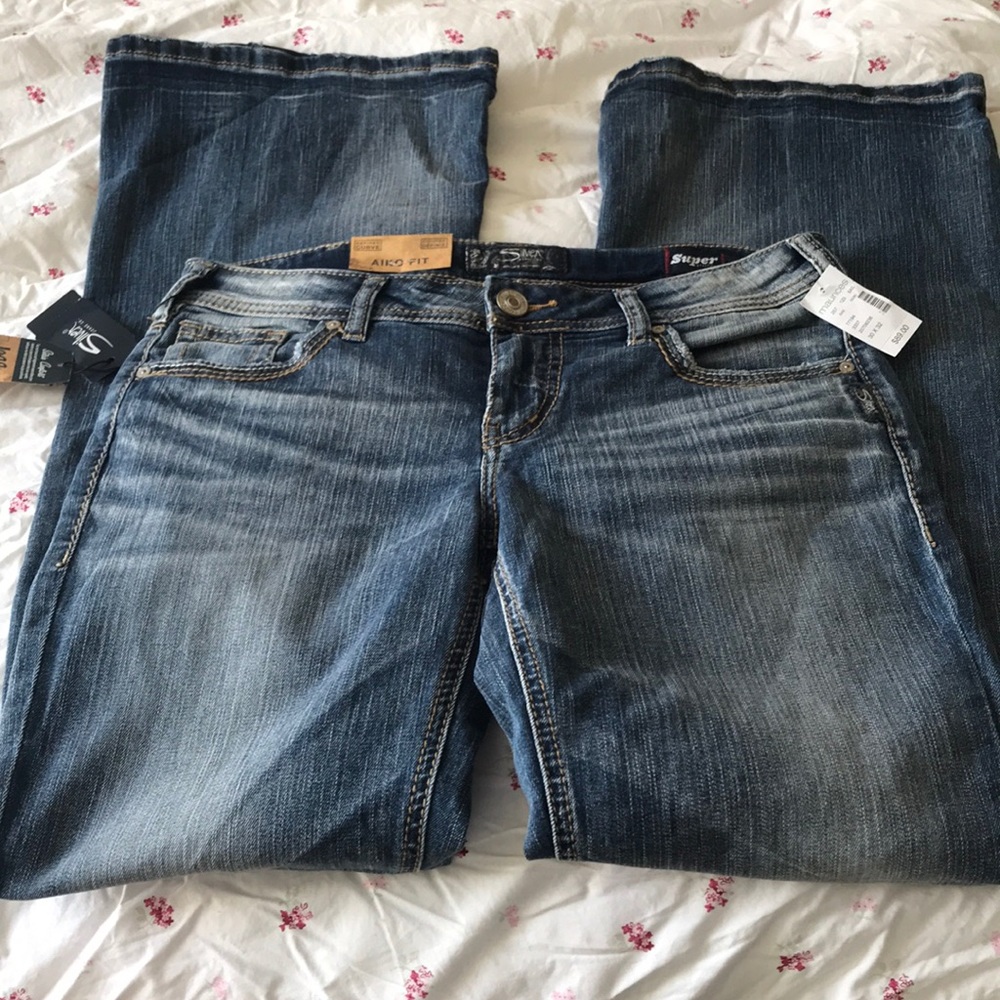 Silver Jeans Aiko Flare