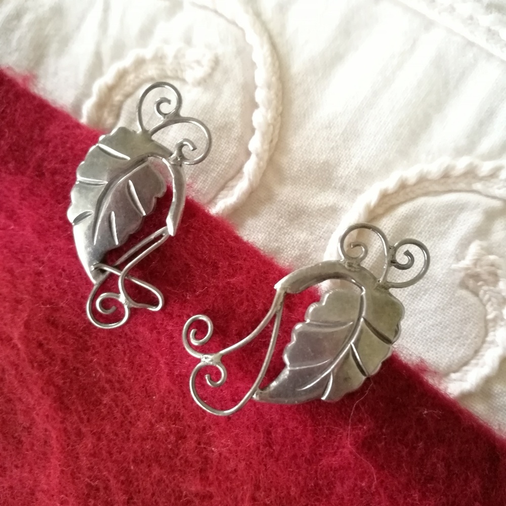 Vintage Silver Screwback Earrings