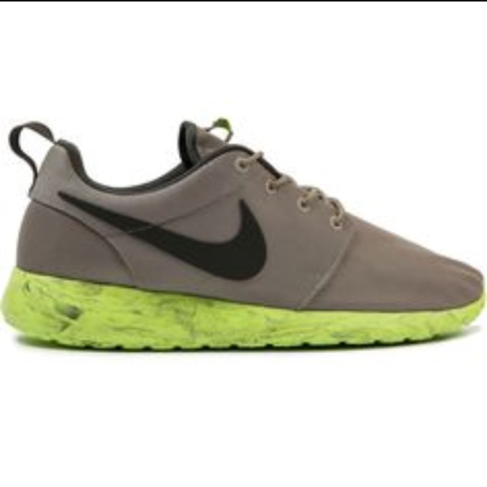 NIB Nike Roshe Men’s Size 11