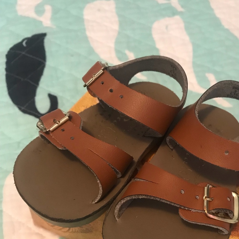 Sandals - Picture 3 of 3