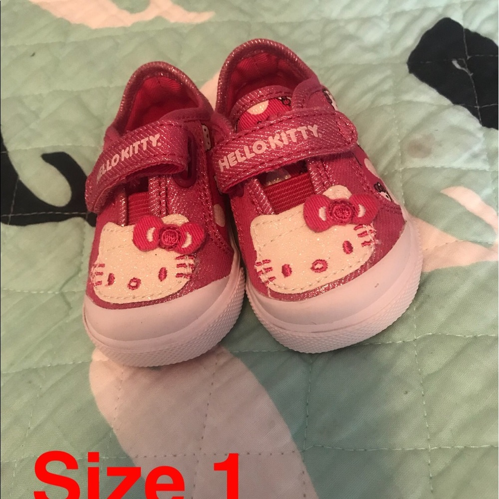 Hello kitty shoes