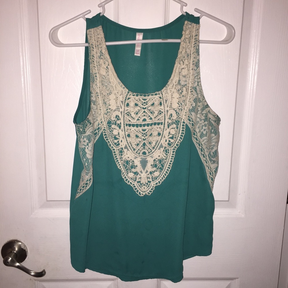New cute top