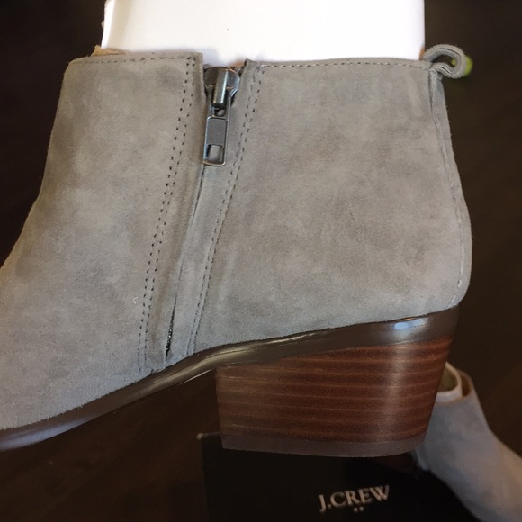 🎉sale💓NWB JCrew gray Suede Sawyer booties 8 - Picture 3 of 4