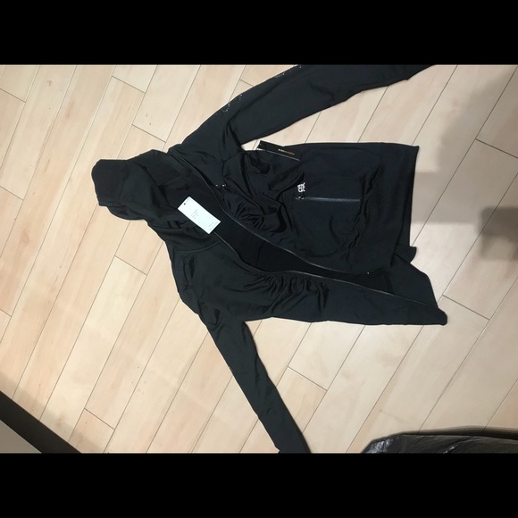 BCBG black jacket new w tags - Picture 3 of 5