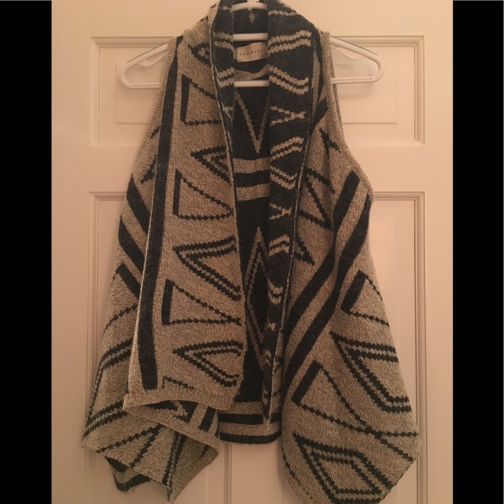 Dreamers knit Aztec vest WORN ONCE