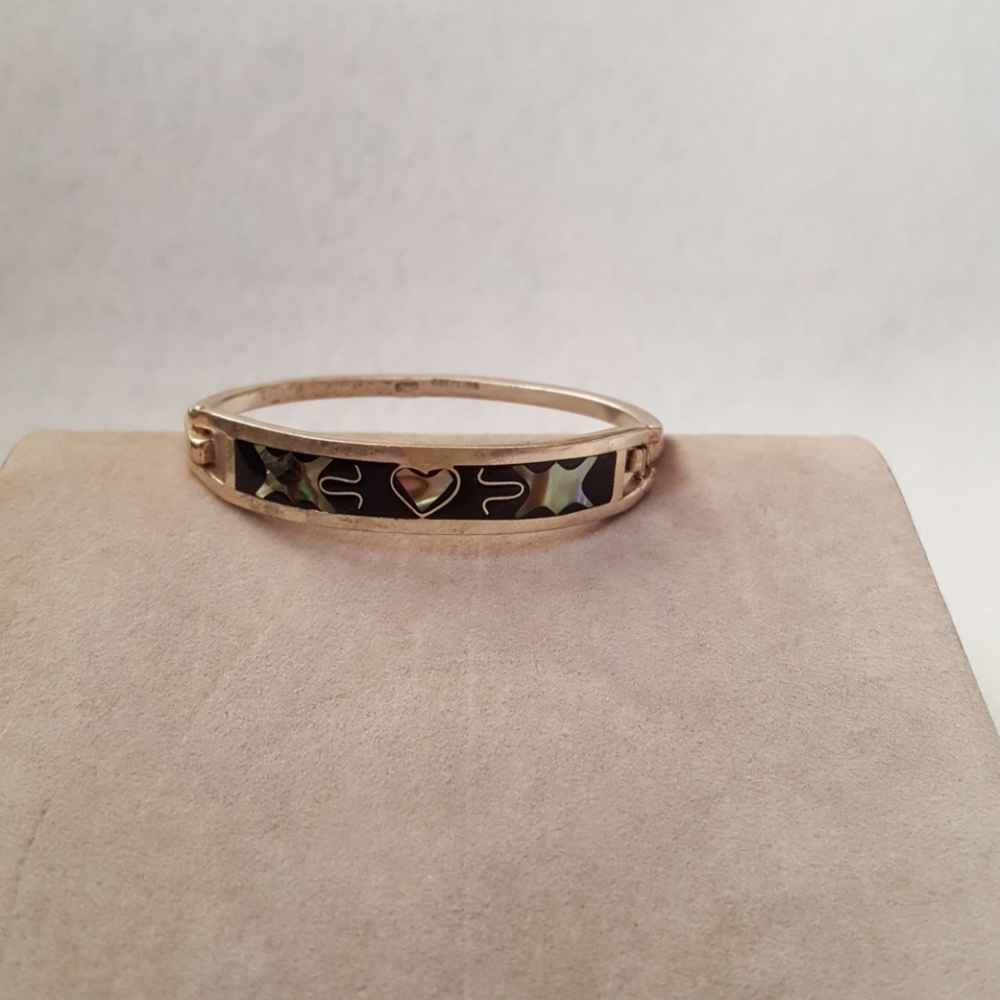 Bracelet - Picture 3 of 8