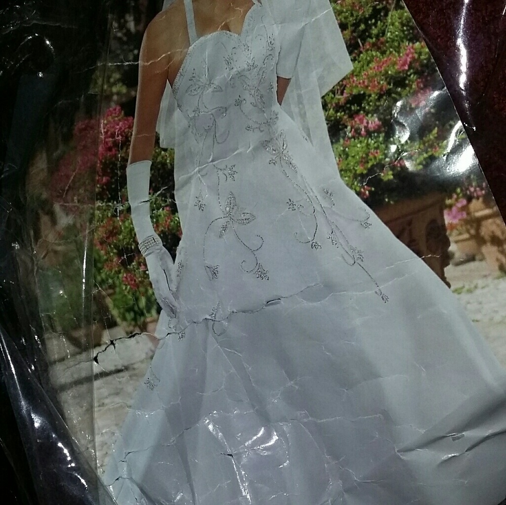 Emme Bridal Wedding Dress