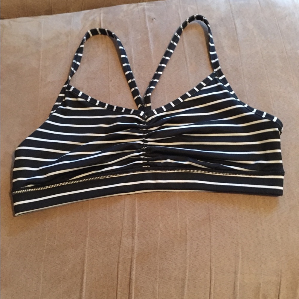 Sports bra