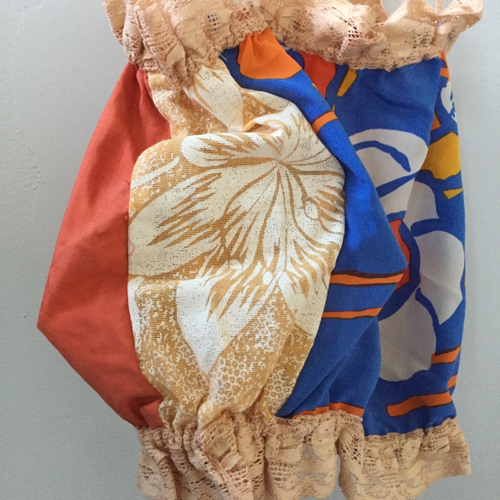 Silk and Lace Crop Tank - Picture 3 of 5