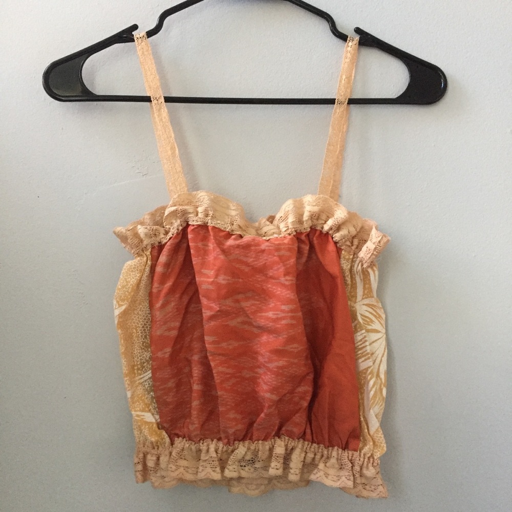 Silk and Lace Crop Tank - Picture 4 of 5