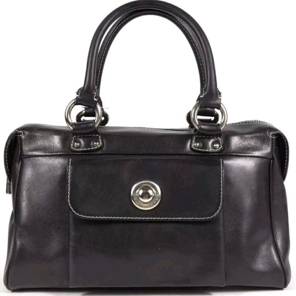 Marc Jacobs Handbags - MARC JACOBS BLACK LEATHER IVORY CONTRAST HANDBAG