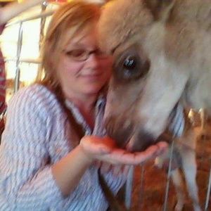 Meet your Posher, Megan