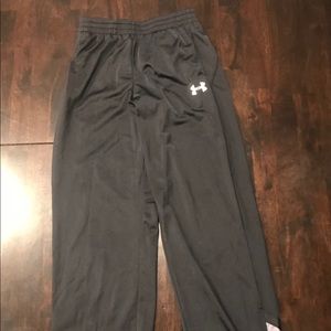 Super comfy Under Armour lightweight black pants