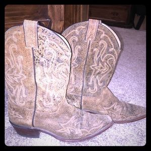 Ladies Justin cowboy boots size 10