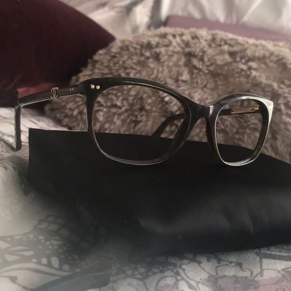 Chanel Prescription Frame (Model: CH3252) - Picture 3 of 8