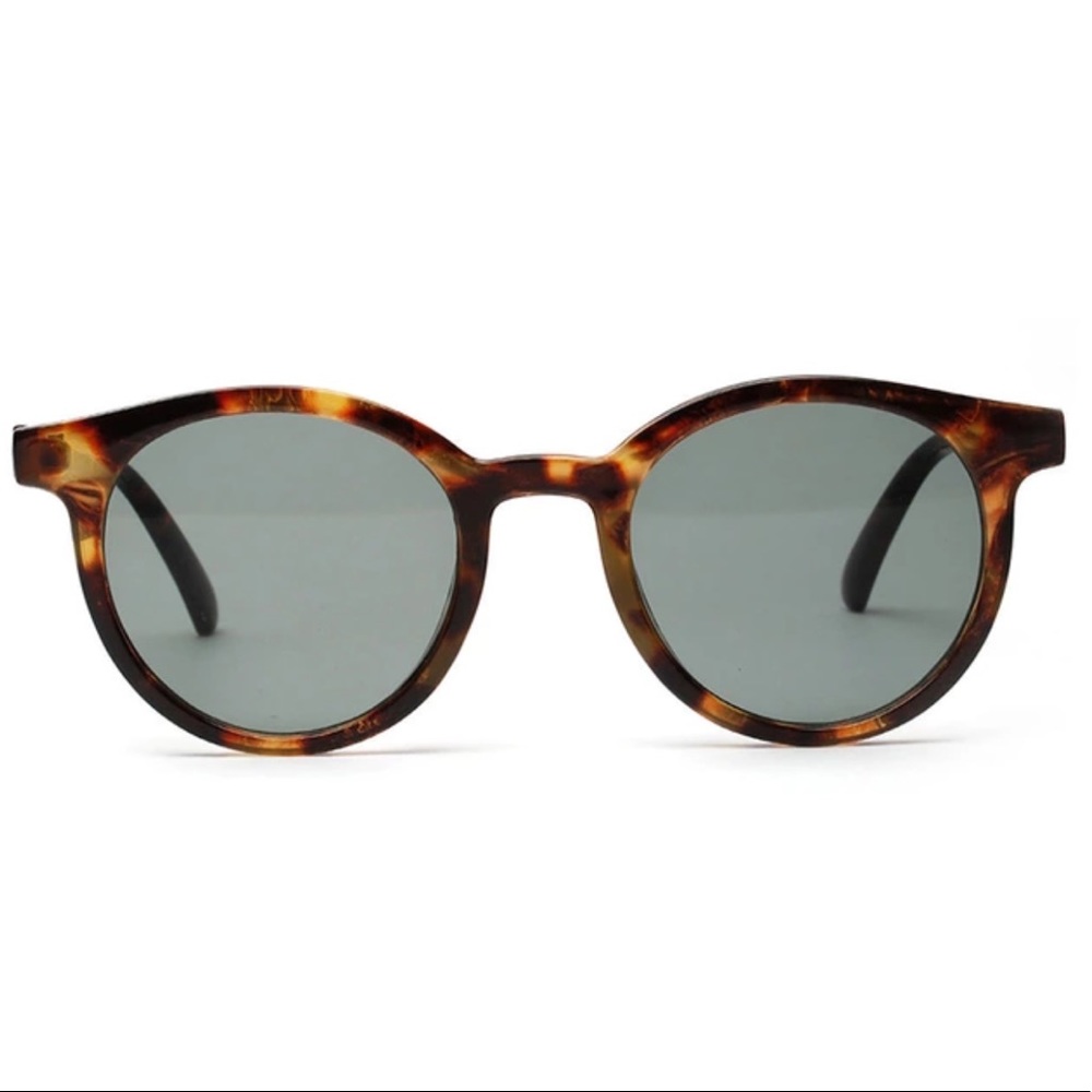 ⭐️SALE⭐️ Rounded Vintage Style Tortoise Sunglasses