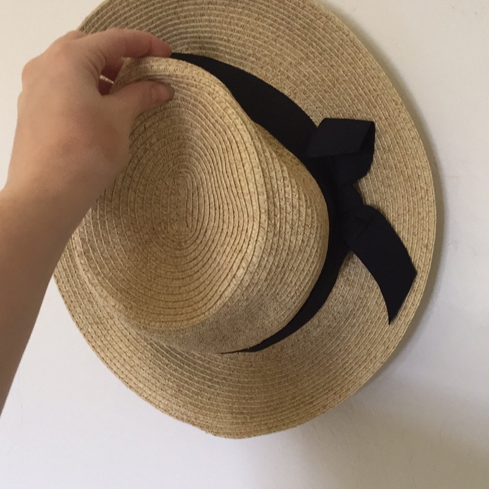 Straw hat - Picture 2 of 3