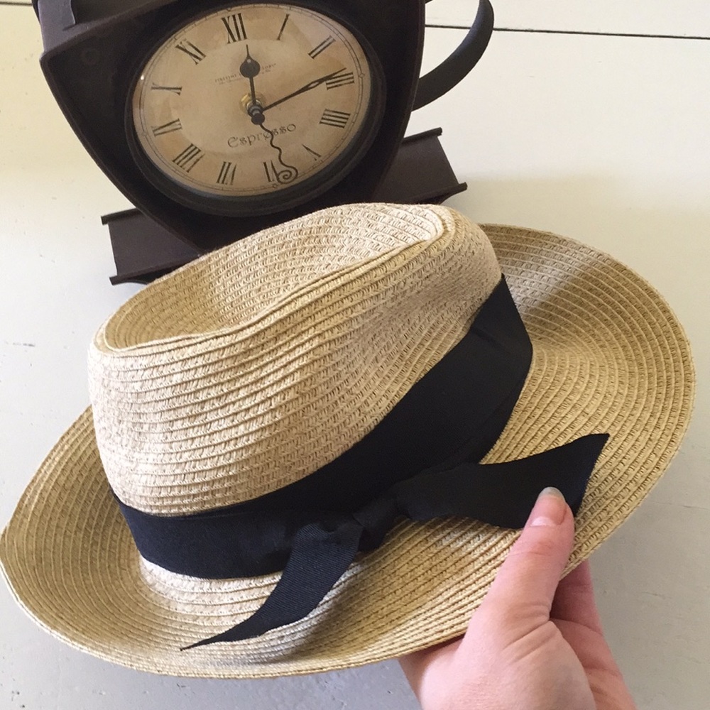 Straw hat - Picture 3 of 3