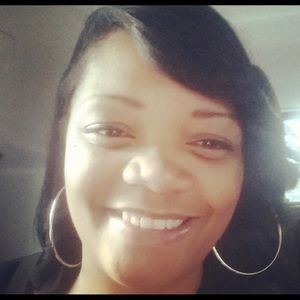 Meet your Posher, Te’necia