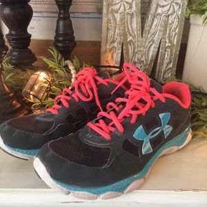 Under Armour size 9 women’s shoe