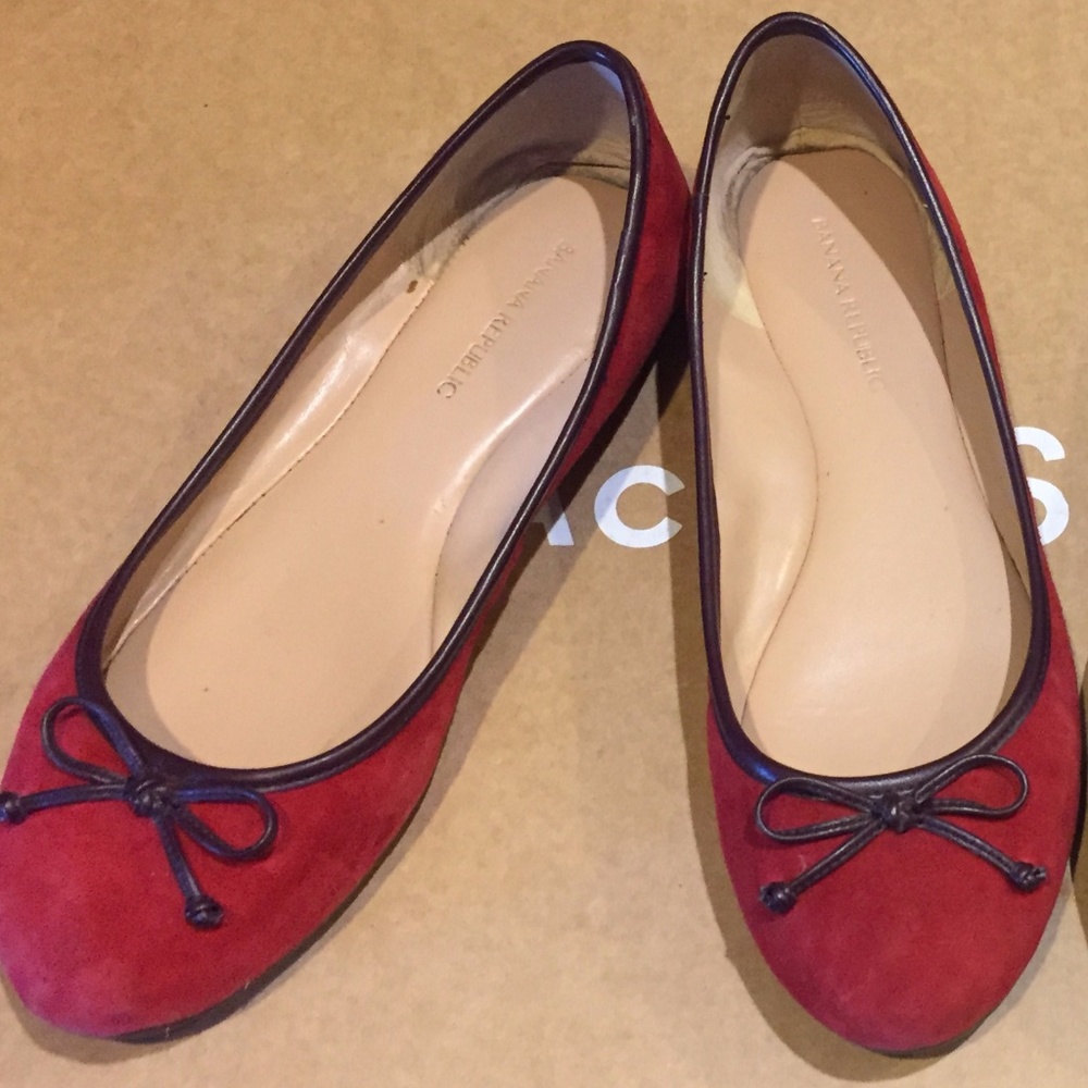 Banana Republic Ballet Flats