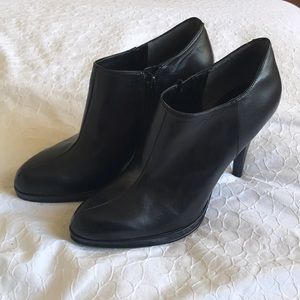 Bandolino Black Booties