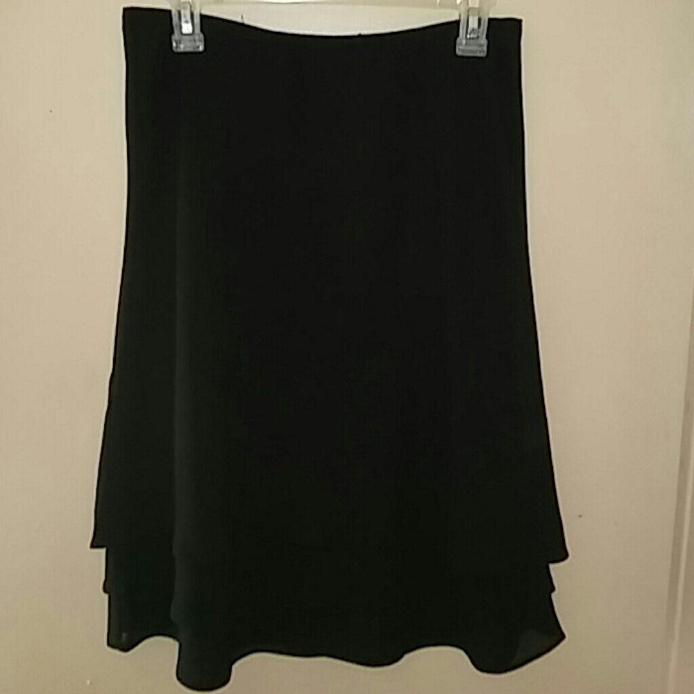 Sz med skirt by Savon