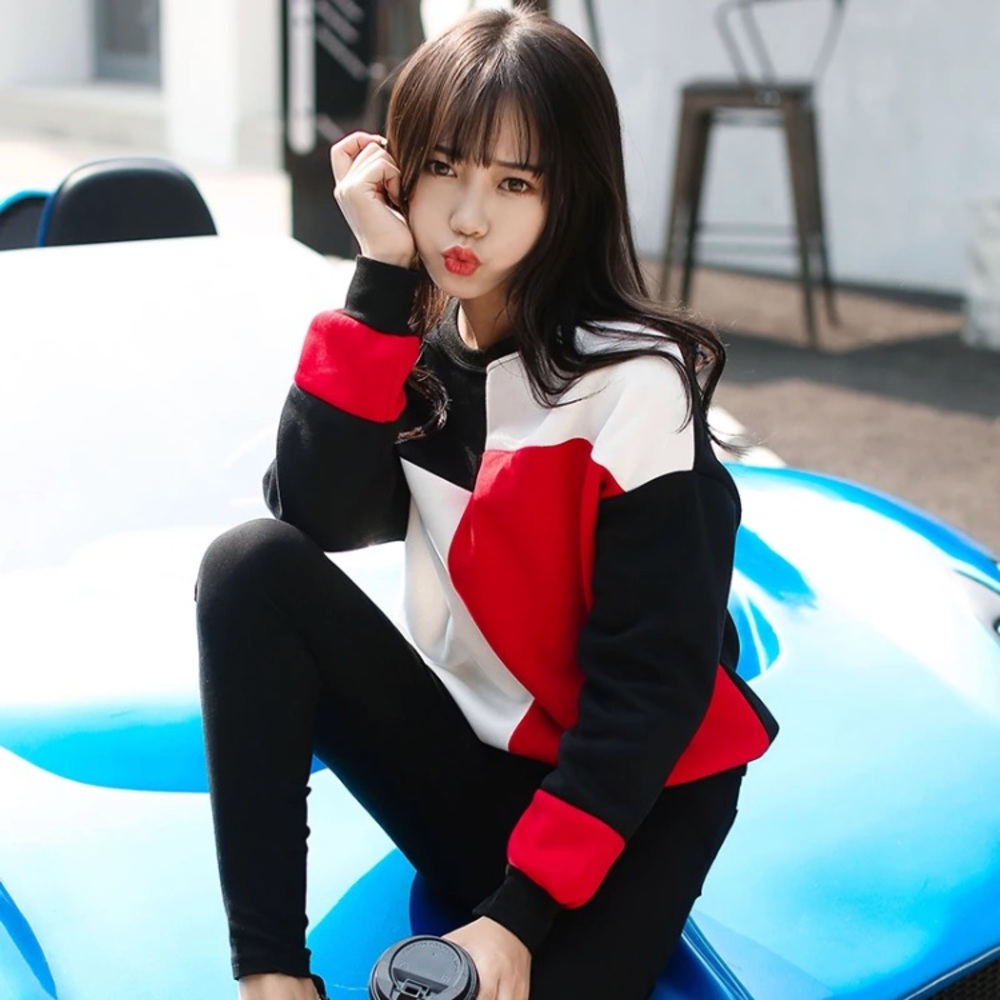 Crew sweater red white black pattern