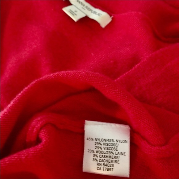 Banana Republic Sweater - Picture 3 of 4