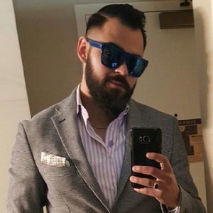 Meet your Posher, Thomas