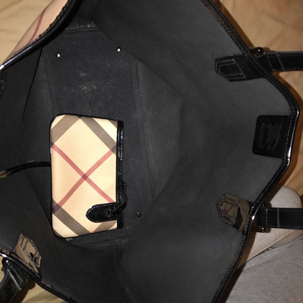 Handbag Burberry 100% authentic - Picture 4 of 4