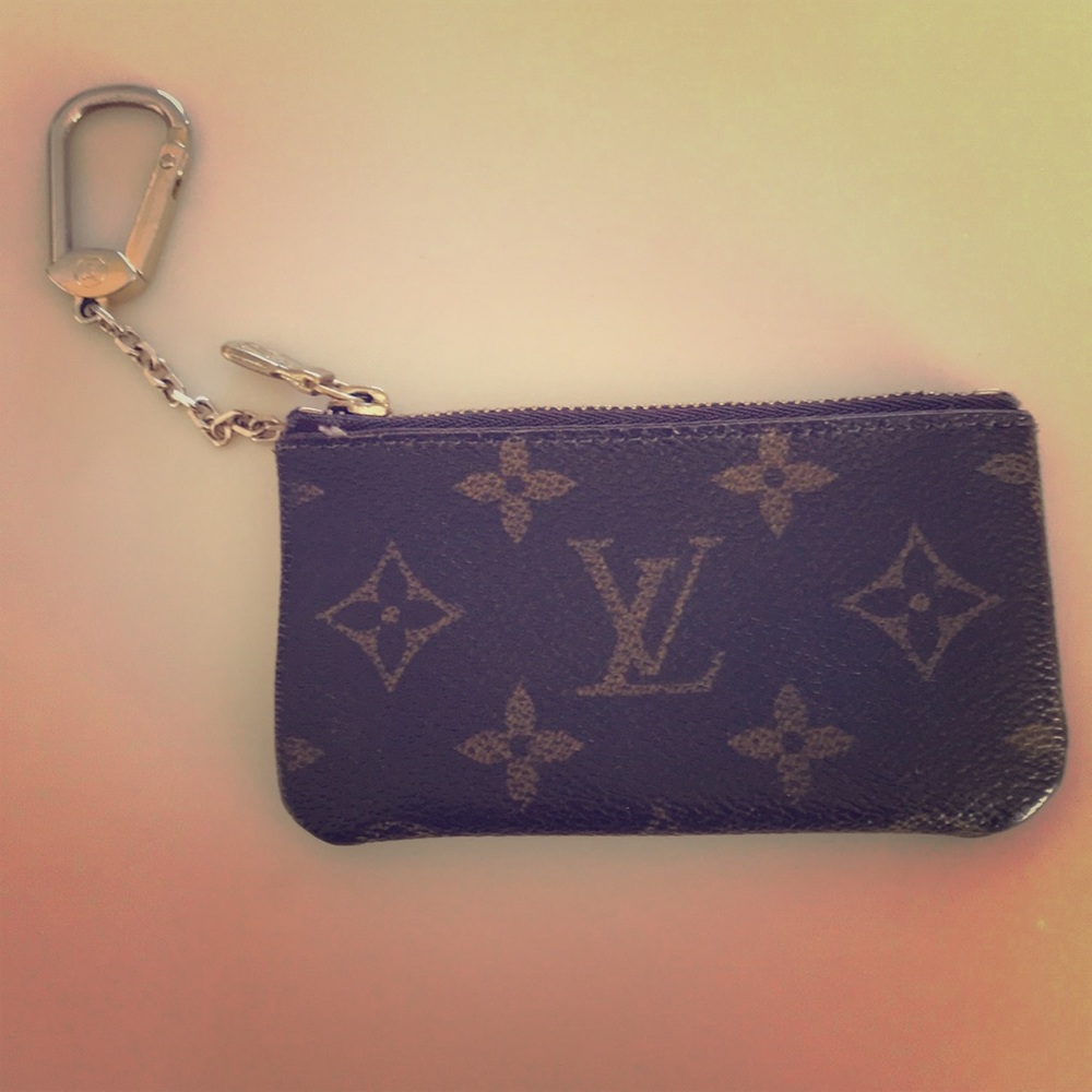 Louis Vuitton key chain wallet