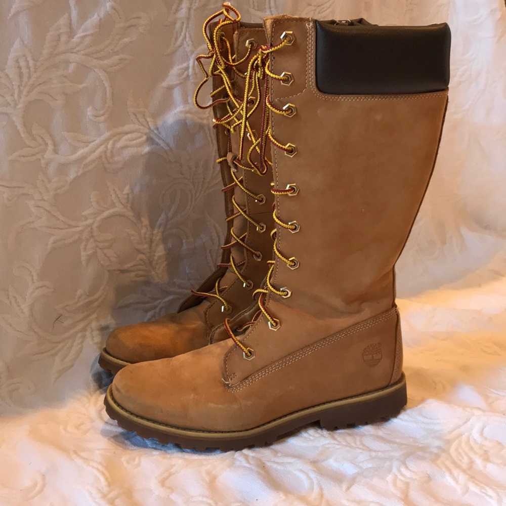 Woman’s Mid Calf Timberland Boots