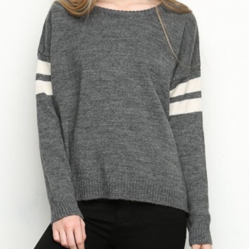Brandy Melville ❤️ Veena Sweater