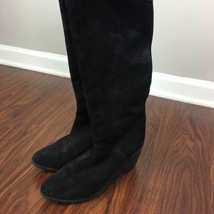 MICHAEL KORS BLACK SUEDE BOOTS