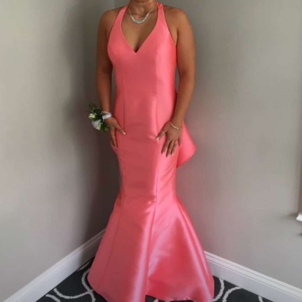 Sherri Hill mermaid prom dress