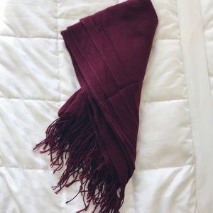 H&M Burgundy Scarf